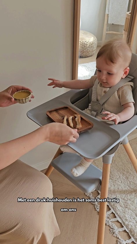 Luvion Kinderstoel - High Chair Zwart 2